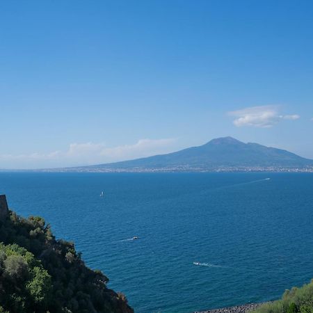 Sea View Deluxe Apartments Vico Equense Dış mekan fotoğraf