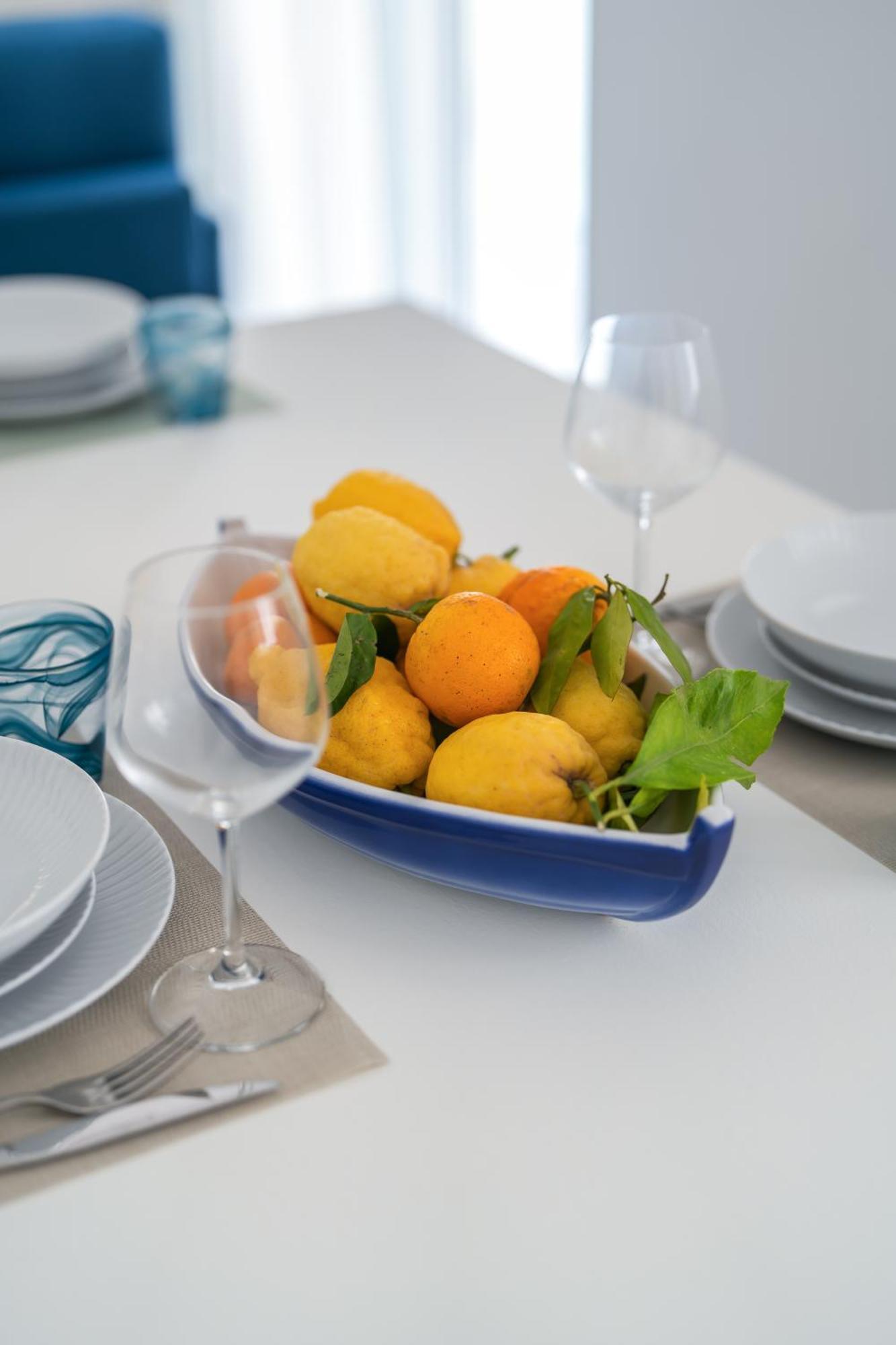 Sea View Deluxe Apartments Vico Equense Dış mekan fotoğraf