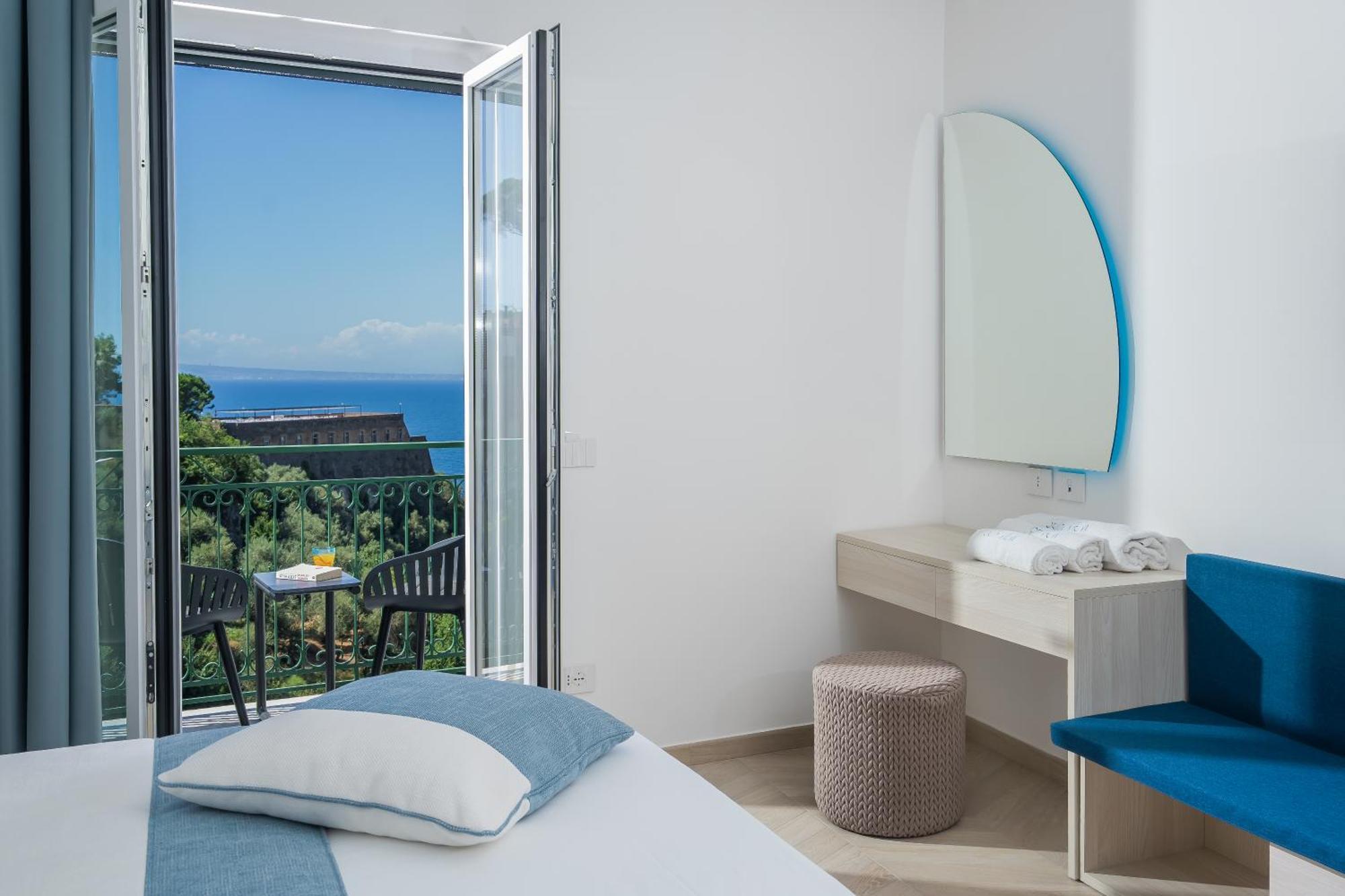 Sea View Deluxe Apartments Vico Equense Dış mekan fotoğraf