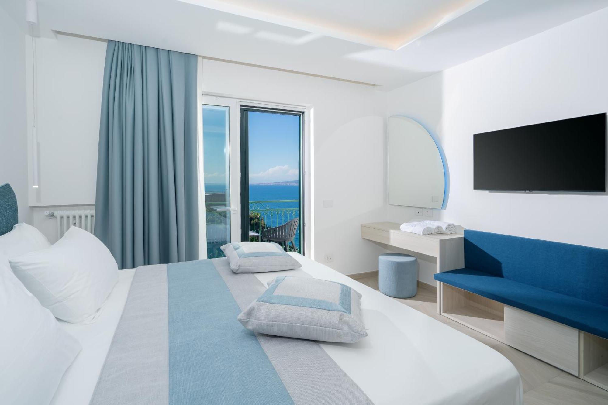 Sea View Deluxe Apartments Vico Equense Dış mekan fotoğraf